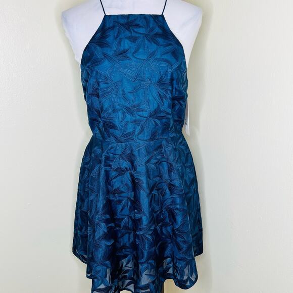 Keepsake The Label Plain Sight Mini Dress XL Navy Embroidered Cocktail Party New - Picture 2 of 10